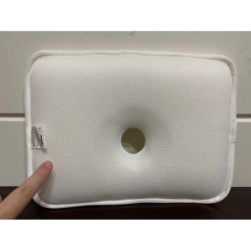 8成新 韓國Gio Pillow超透氣護頭型嬰嬰兒枕 S附2枕套 有盒子