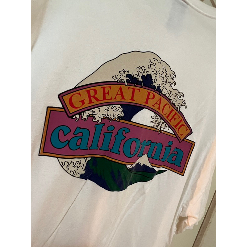 【自售/二手/短袖】California 富士山浪設計 白色短袖T恤
