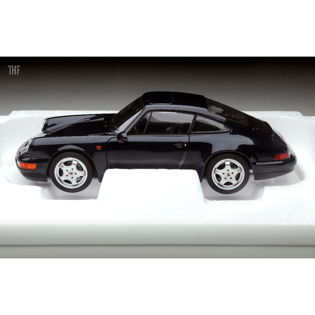 Porsche 911 (964) Carrera 4 Coupe 深藍色 限量1000台 1/18 NOREV