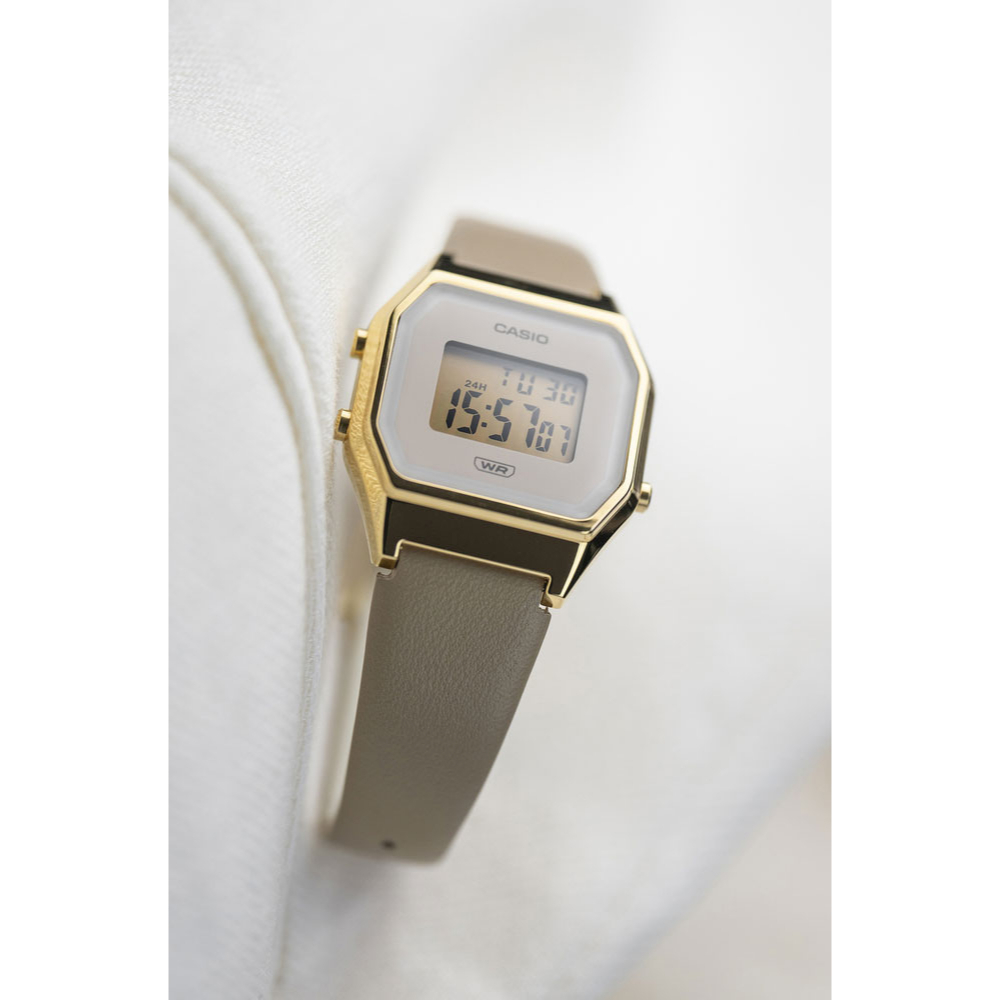 【金台鐘錶】CASIO卡西歐 (女錶) 數字電子(奶茶色真皮錶帶) 復古型 LED照明 LA680WEGL-5
