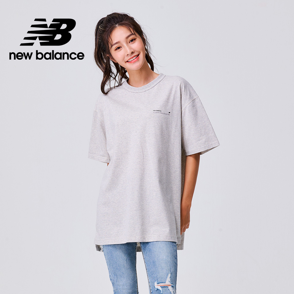 【New Balance】 NB 短袖上衣_中性_淺灰色_UT31553GST