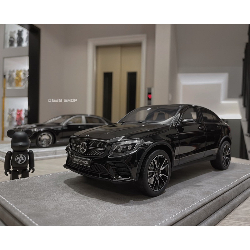 1/18 Benz GLC43 COUPE AMG賓士模型車 收藏車模 擺設裝飾 汽車周邊 擺件 收藏品 房間擺設 禮物