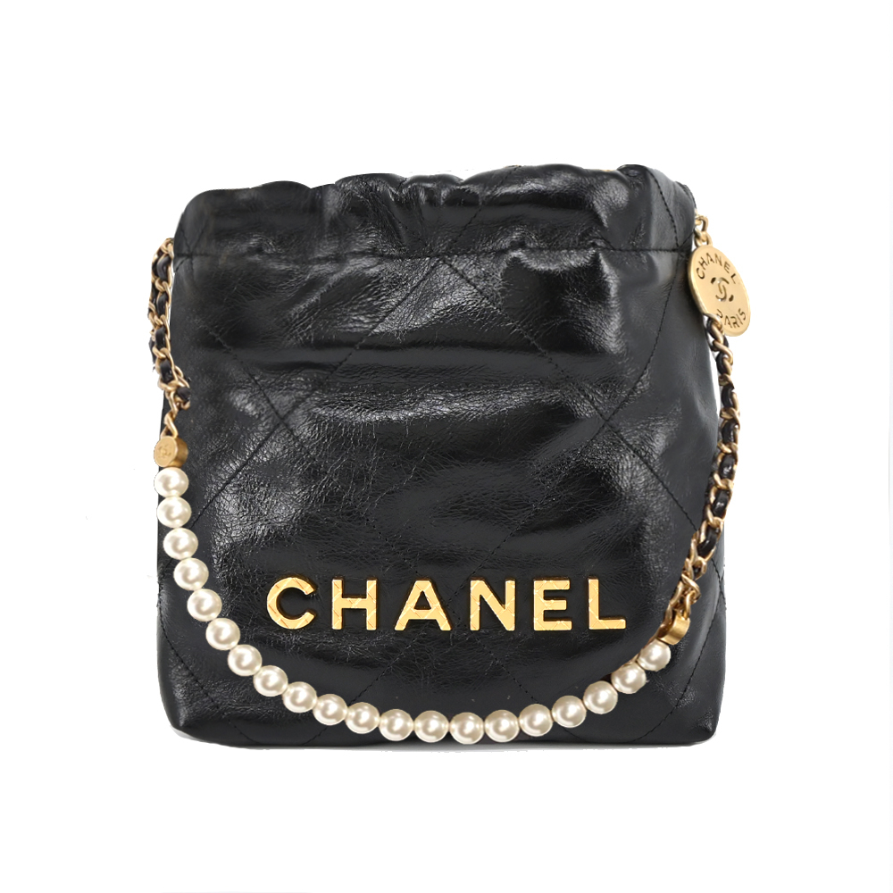 CHANEL 22 Mini Handbag菱格紋縫線亮面小牛皮水晶珍珠肩背包(黑色)｜JS Maxx官方旗艦館