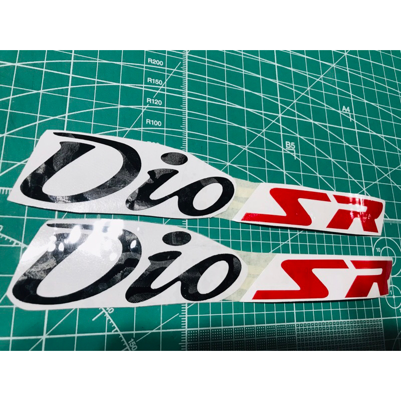 黑迷彩 + 亮紅色  Dio 迪奧 AF25  Dio SR 貼紙 含轉貼膜 無底邊