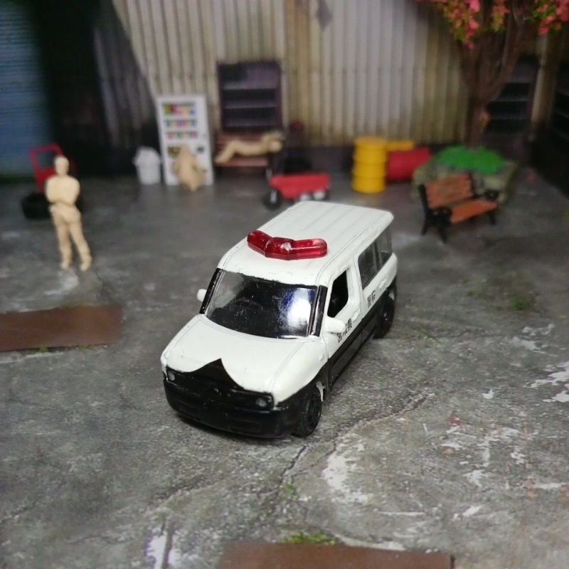 老玩具車NISSAN Cube合金車無盒 1/72約5.5公分