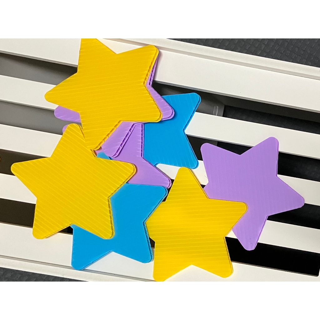 造型彩色小星星PP瓦楞板30片/90元(黃、藍、紫、三色綜合)