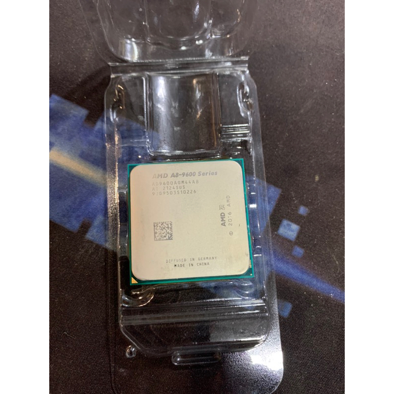 售Cpu AMD A8-9600 無風扇 。
