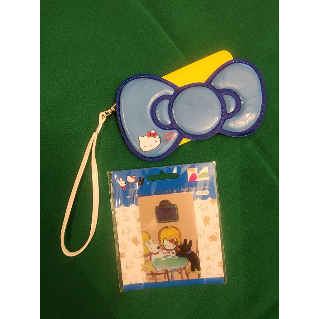 HELLO KITTY悠遊卡 x1+ 藍色蝴蝶結卡套 x1 (2項物品)