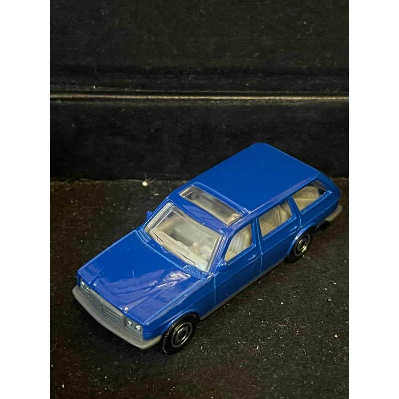Matchbox Mercedes Benz w123 wagon 火柴盒 賓士 旅行車 藍