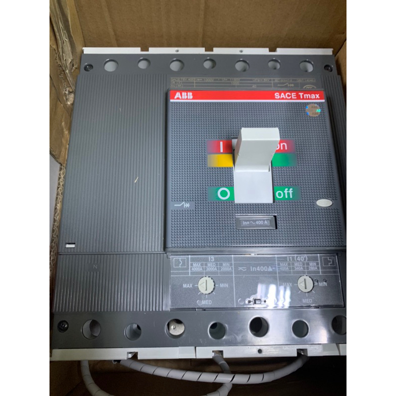 ABB塑殼斷路器TMAX T5V 400 TMA400 4P 1000Vdc 400A