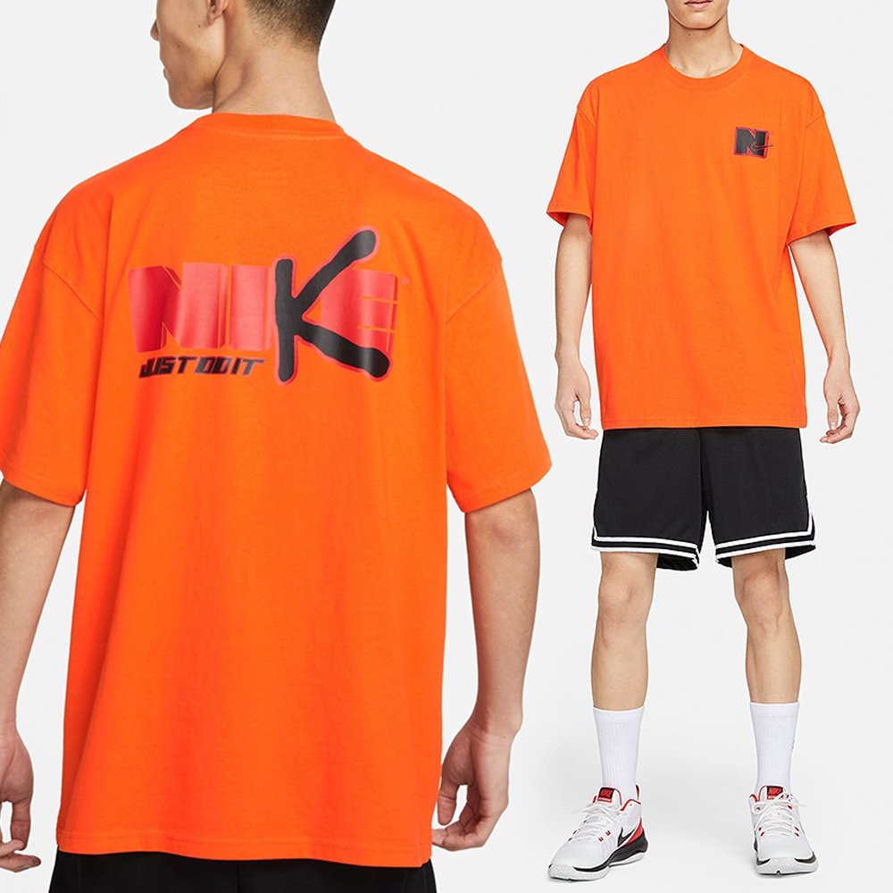 Nike TEE M90 PRM PACK 男 橘色 塗鴉 印花 棉T 休閒 短袖 上衣 DZ2684-819
