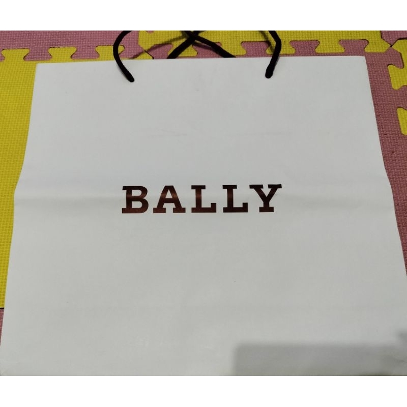 精品Bally 品牌白色紙袋 大型 繩紅色 禮物袋