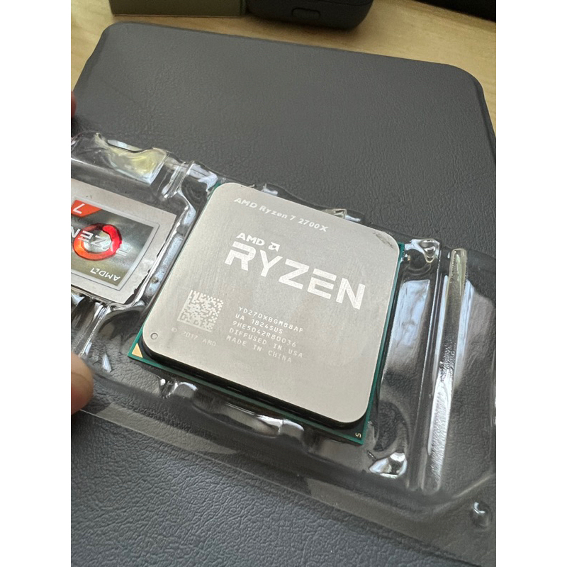 AMD RYZEN7-2700x R7 2700x 含原廠風扇