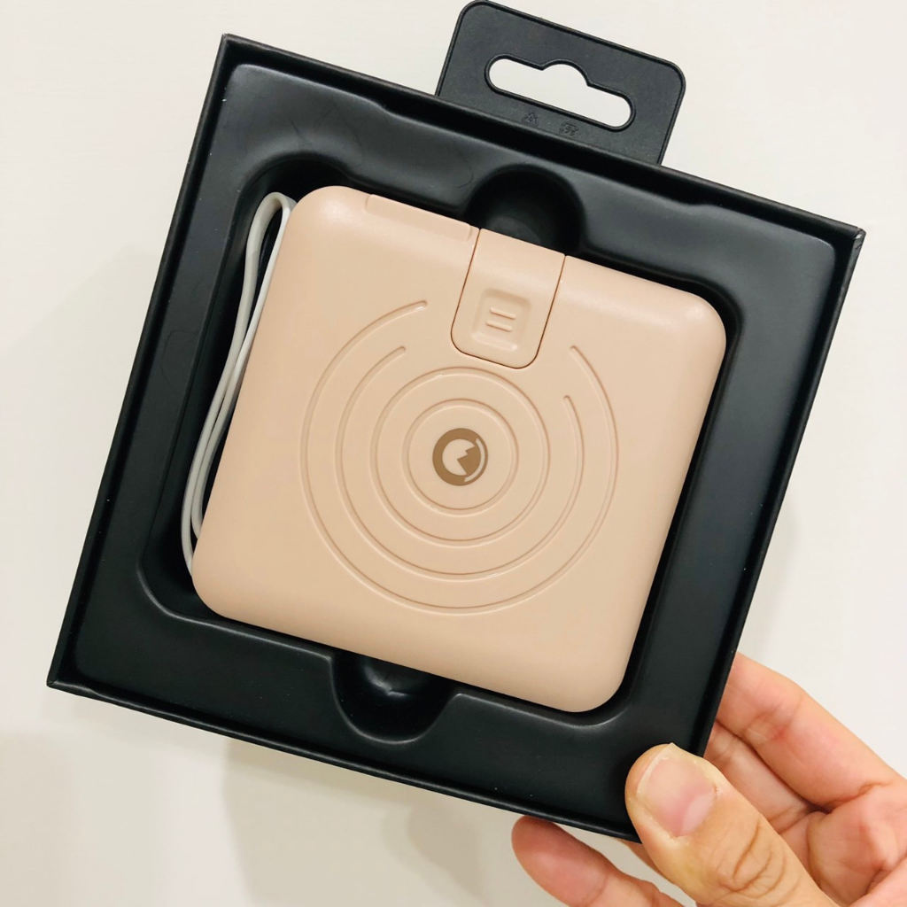 MOZTECH行動電源(燕麥色)