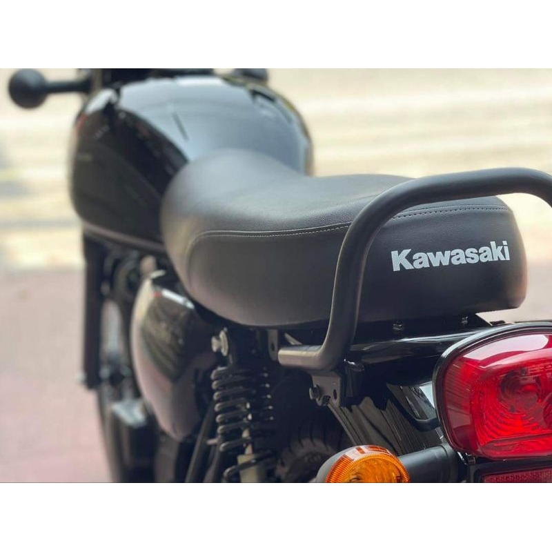 榮立阿舟進口摩托車專賣：2023年 Kawasaki W175現車現領