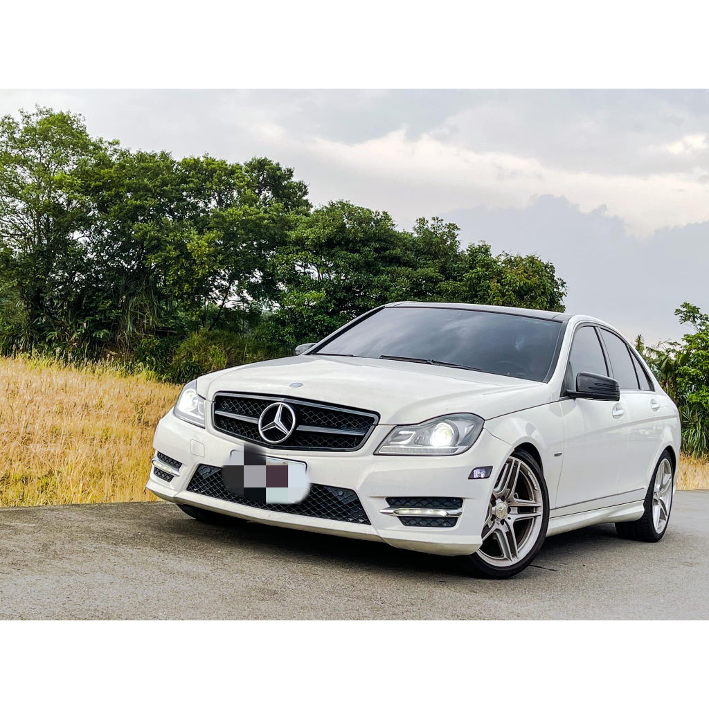 2012年 BENZ C250 基本改