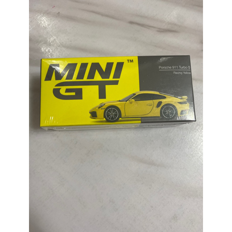 MINI GT #497 Porsche 保時捷 911 Turbo S 992 黃 1/64