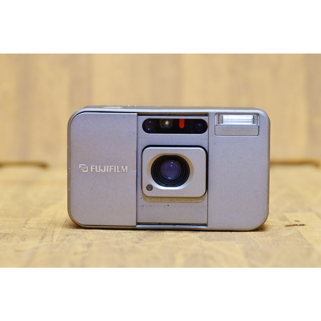 FUJIFILM Tiara 28mm / f3.5 底片相機