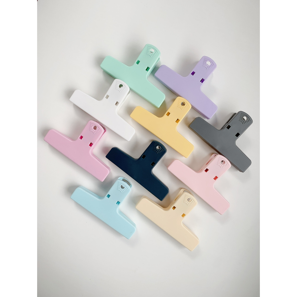 無印純色塑膠磁鐵夾(特價) 手帳夾 票據夾 冰箱磁鐵夾 夾子【久大文具】1404