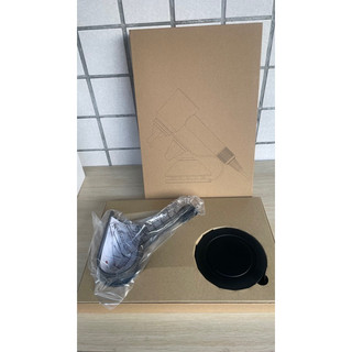 二手 Dyson 原廠 吹風機置放鐵架 銀色