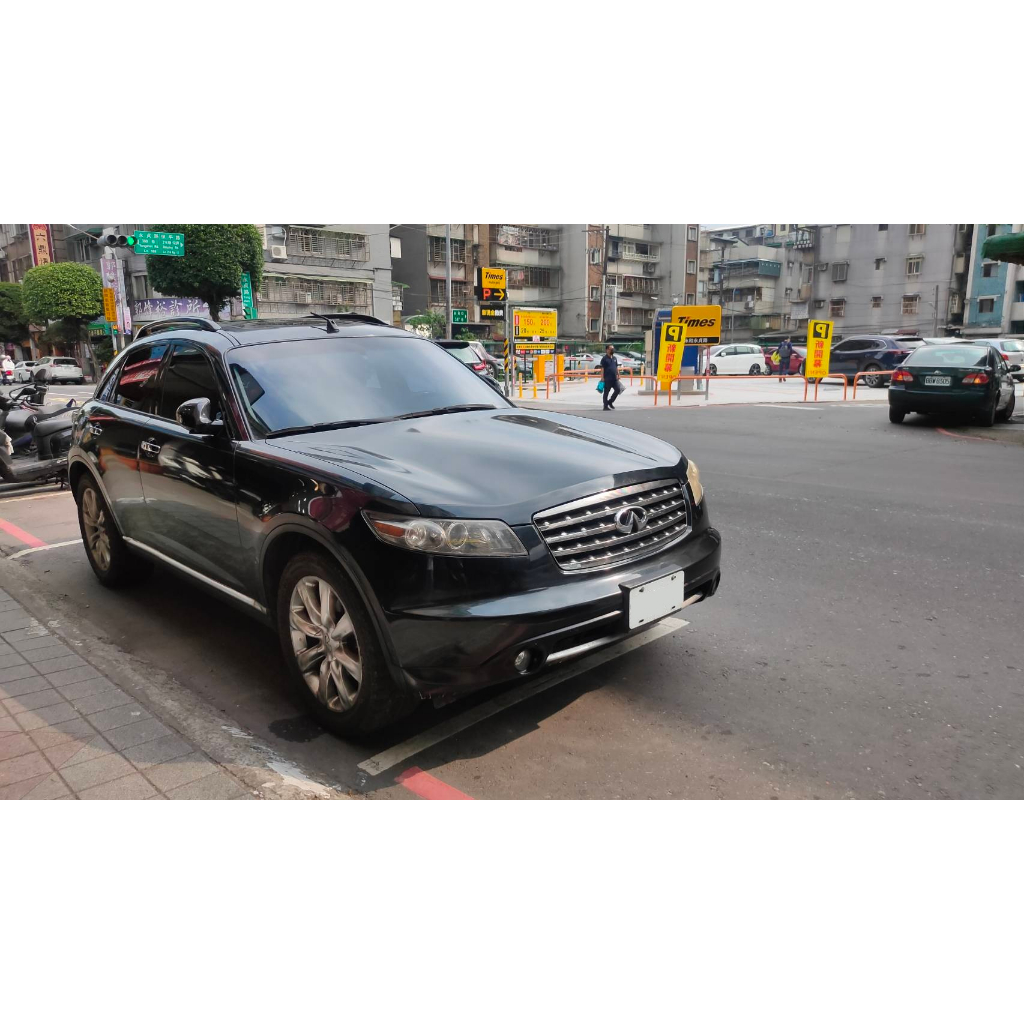 [優仕汽車] 2006年 INFINITI FX35  售15萬  您要的車,我們已為您準備好了!!