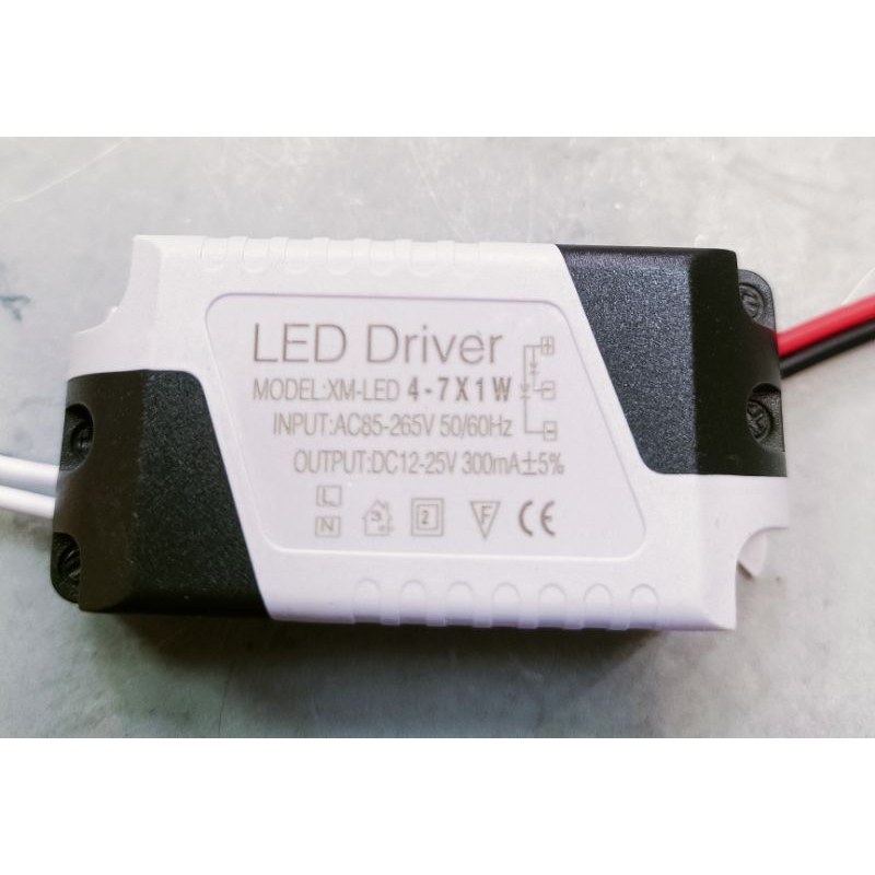 Led單色驅動器變壓器driver 300ma 全電壓(定電流，公母頭，端子頭)