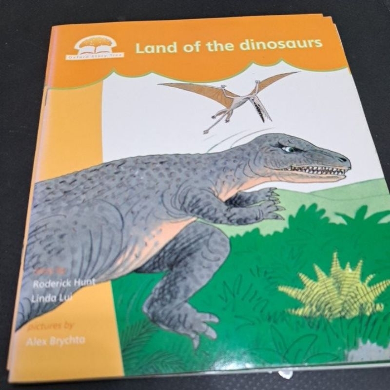 ＜英文讀本＞ Land of the dinosaurs 恐龍世界 Oxford Story Tree