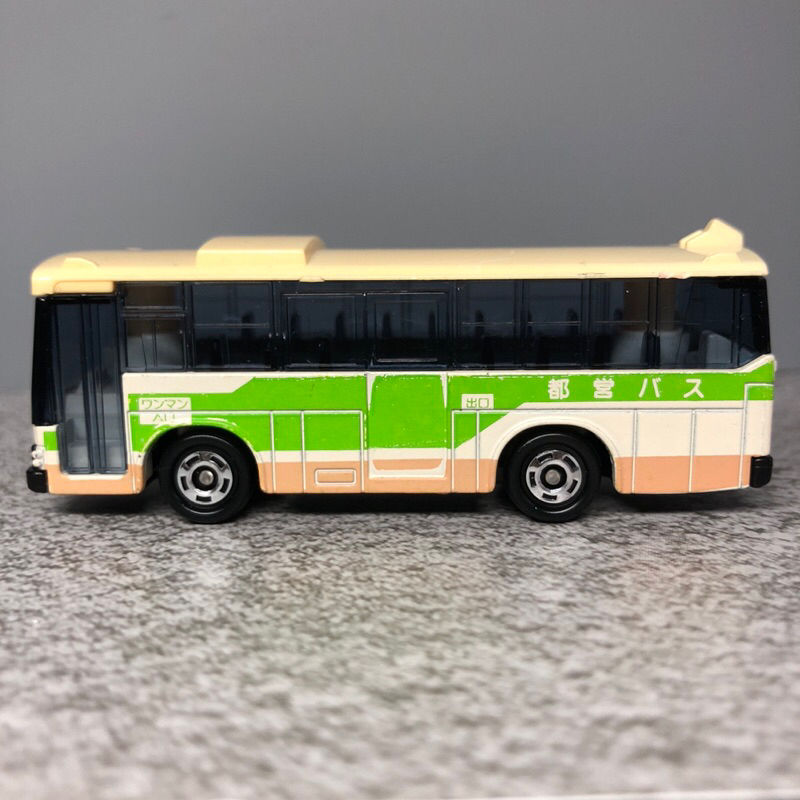 Tomica 79 fuso bus 都營巴士 日本製