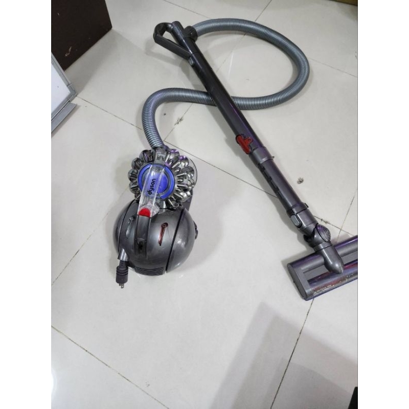 Dyson DC63 Turbinehead雙層圓筒吸塵器-銀藍款 - 二手。功能都正常。ㄓ前買上萬