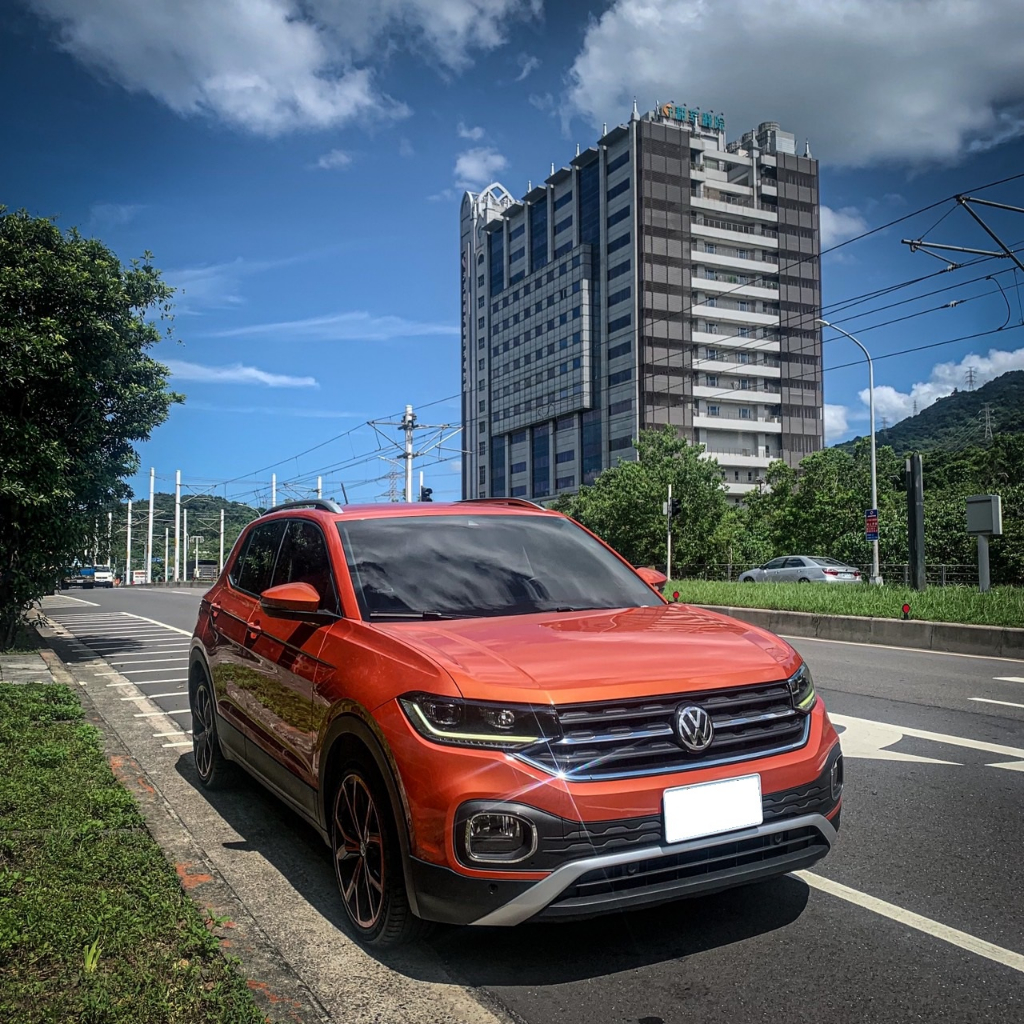 2020 福斯vw T-Cross 1.0 一手原板件 新車保固至2024年 一年稅金不破萬