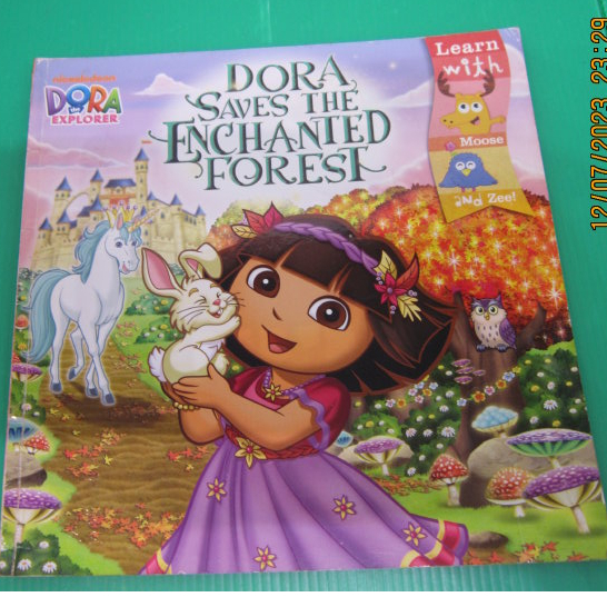 「二手書」Dora Saves the Enchanted Forest Dora the Explorer 英文繪本