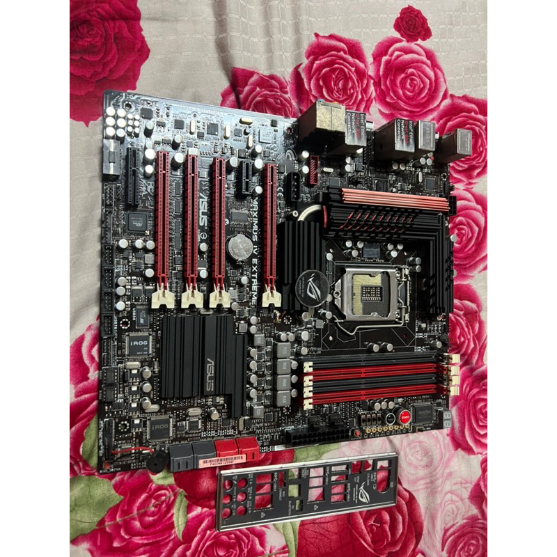 請看說明ASUS 華碩 MAXIMUS IV EXTREME-Z M4E-Z Z68 1155 DDR3 含擋板