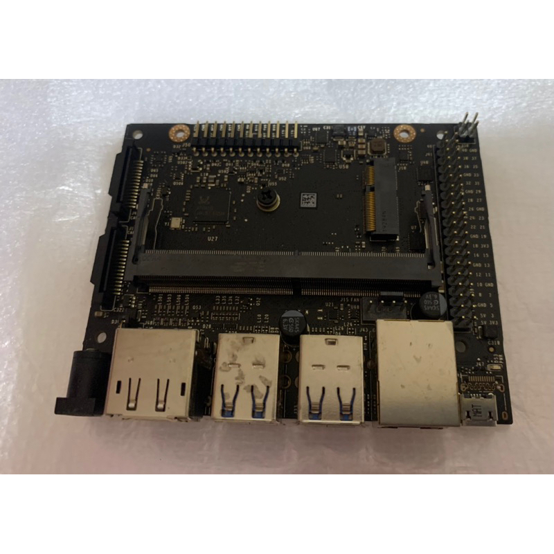 NVIDIA P3450 Jetson Nano Developer kit 第二代開發套件(B01版)