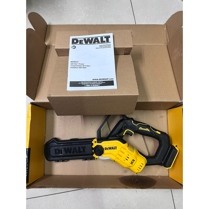 二手9成新外匯 得偉 DCCS623B  8寸 鏈鋸機磨 DEWALT DCCS 623 鏈鋸 20 V 買回來測試一下