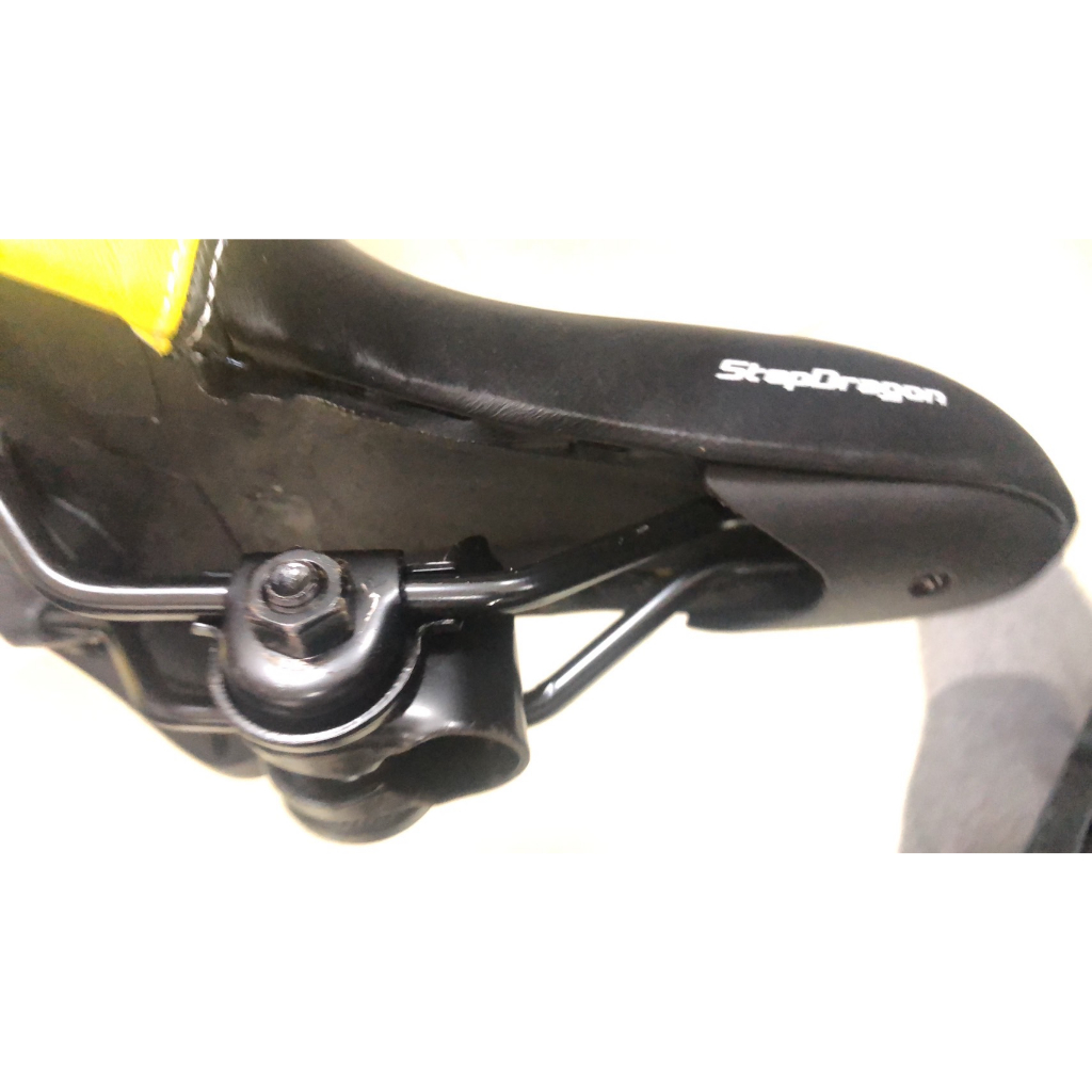 StepDragon 自行車舒適型透氣座墊，柔軟舒適，黑色/黃色(9成新)