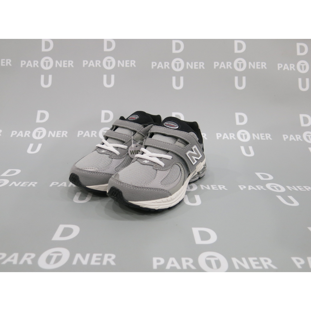 【Dou Partner】NEW BALANCE 2002 魔鬼氈 小朋友休閒鞋 布鞋 灰色 中童鞋 PV2002SG