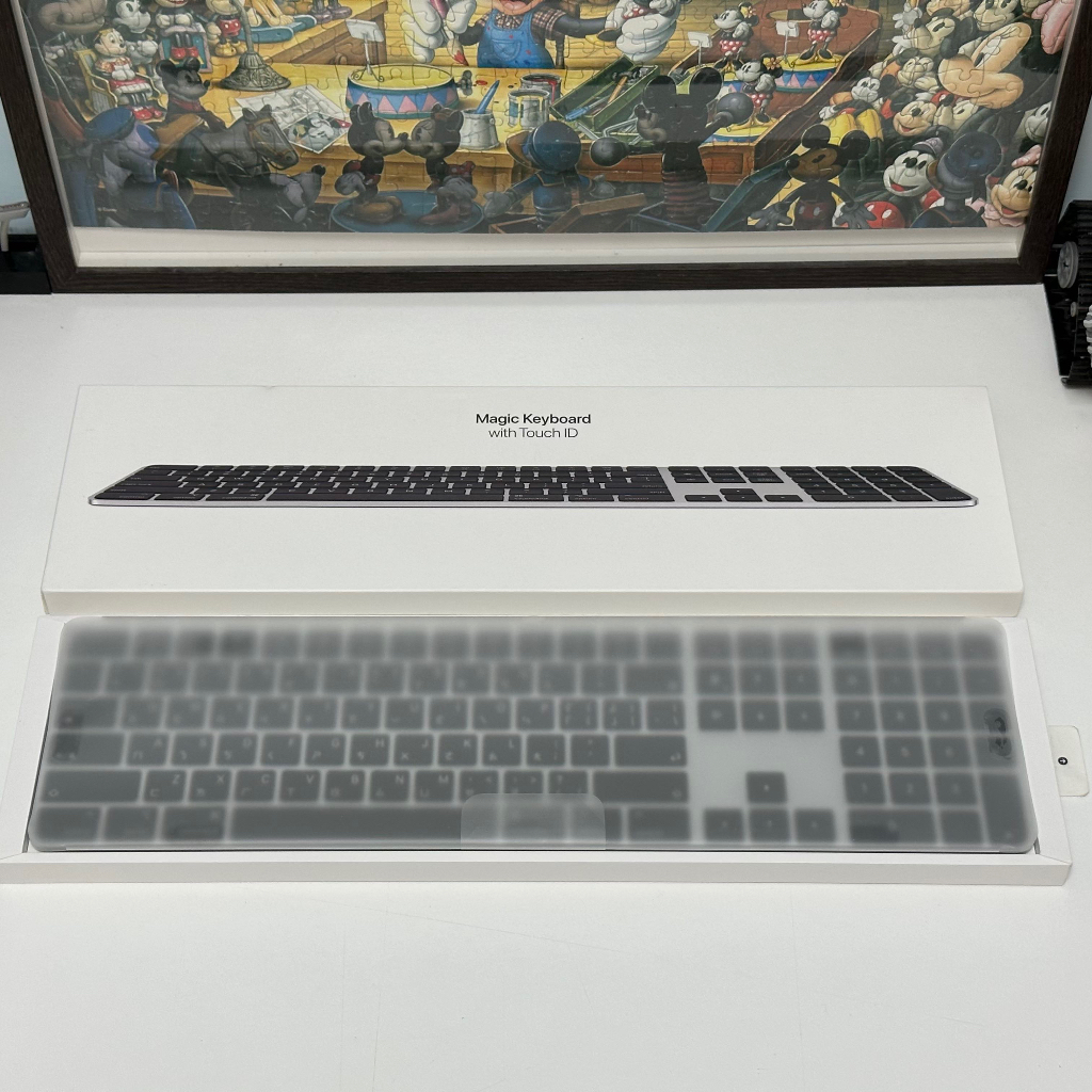 巧控鍵盤 Magic Keyboard with Touch ID 和數字鍵 黑色