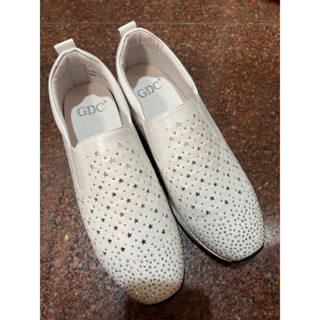 GDC白色簍空星星水鑽休閒鞋