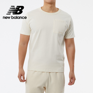 【New Balance】 NB 左胸口袋棉質短袖上衣_男性_米白色_AMT23567GIE