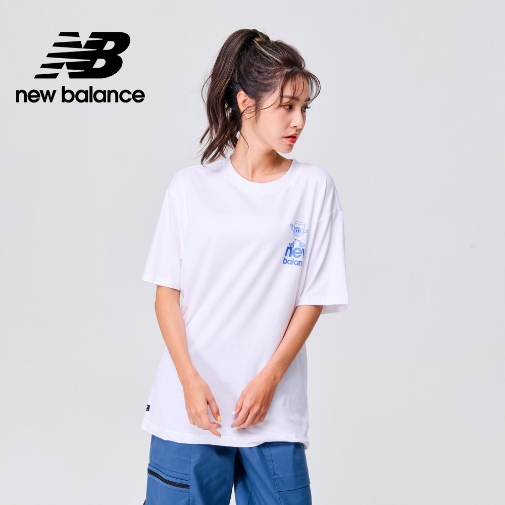 【New Balance】 NB 趣味插圖短袖上衣_男性_白色_AMT31562WM