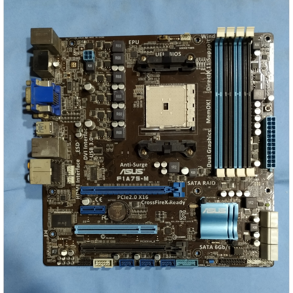 ASUS 華碩 F1A75-M【故障(無法開機)】AMD (Socket FM1) 主機板 (附 I/O 擋板)