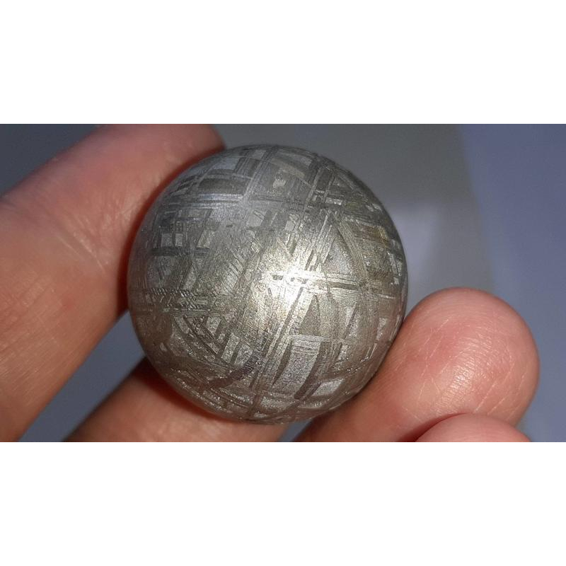 鎳鐵隕石球GIBEON天鐵球29mm107.7克