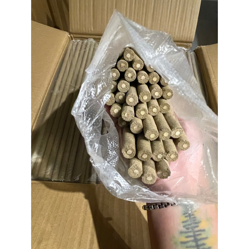 台灣現貨📣賣家嚴選 80%艾草棒 40cm 含量80% 艾草 艾草棒 蚊香棒 驅小黑蚊