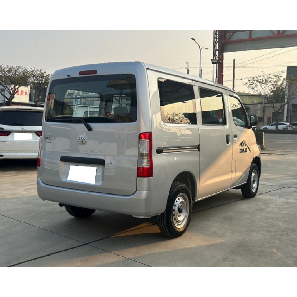 ✅TOWN ACE VAN 廂型車✅自排✅全新車✅箱型車✅可全貸✅免頭款✅免保人✅免聯徵✅二手✅中古✅露營車