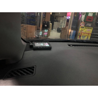 雙魚座汽車精品~APP HUD 抬頭顯示器 第四代 OBD2 電腦插座OBD2車速/轉速/超速警示/水溫/電壓/油耗