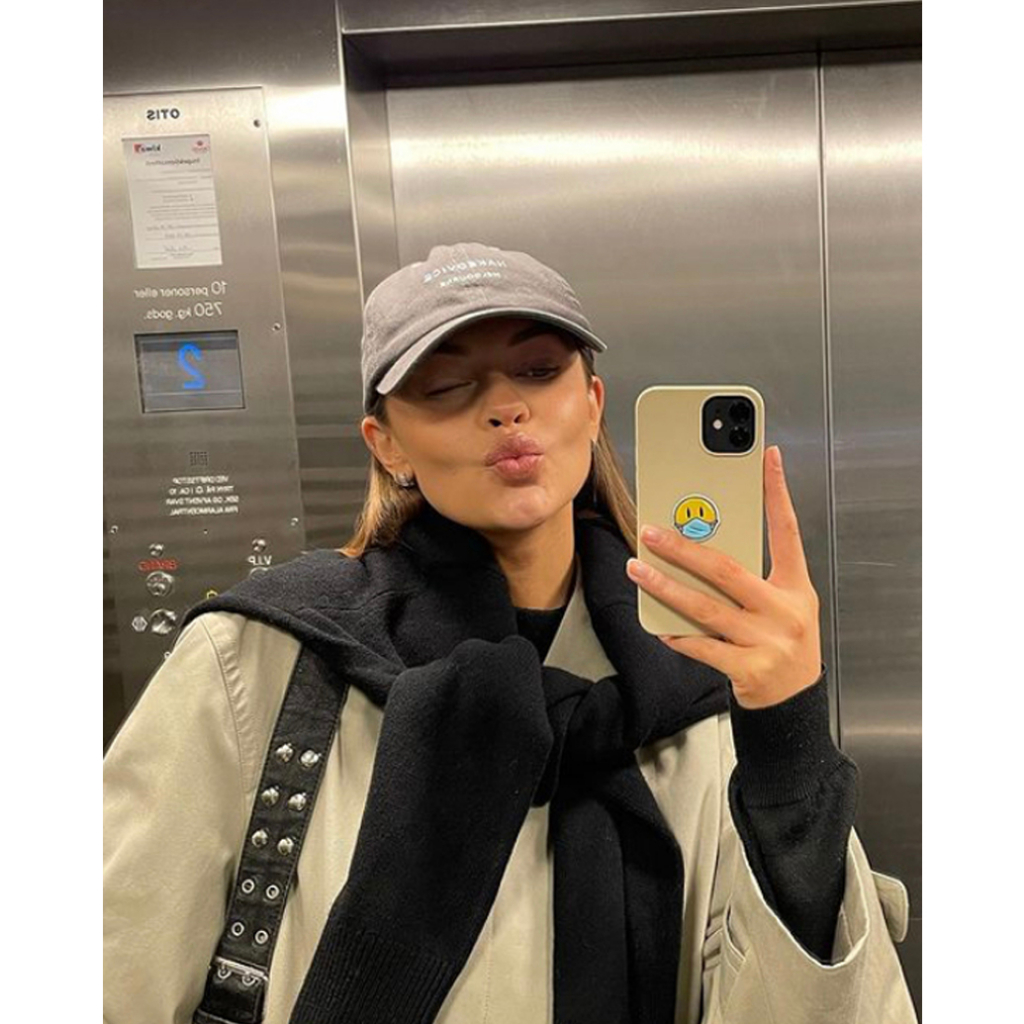 免運台灣現貨 holdit iPhone 12 Mini 米黃色特殊液態矽膠手機殼 瑞典手機配件品牌超薄設計彩色系列原廠