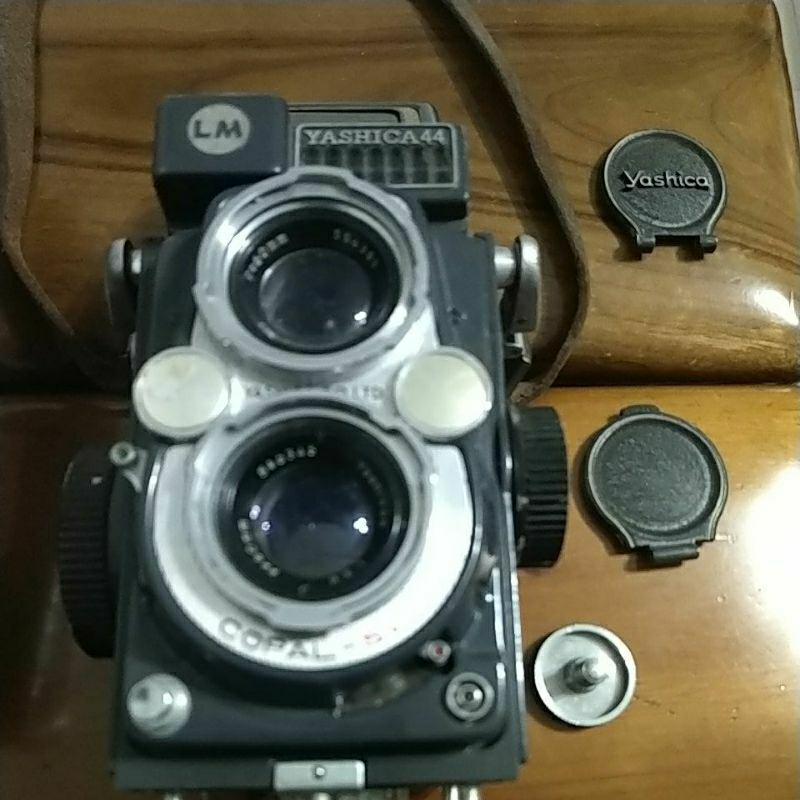 YASHICA-44雙鏡頭古董相機