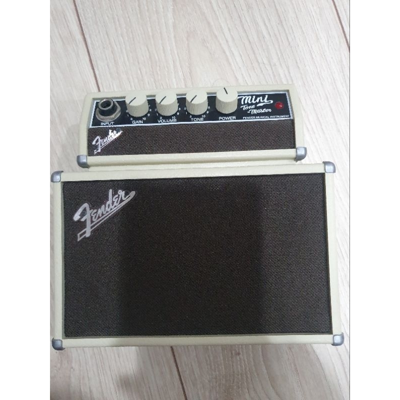 Fender mini tone master 音箱