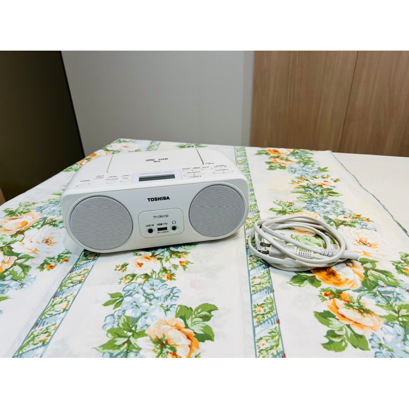 免運TOSHIBA : TY-CRU150 USB MP3 CD 收音機 All in One手提音響