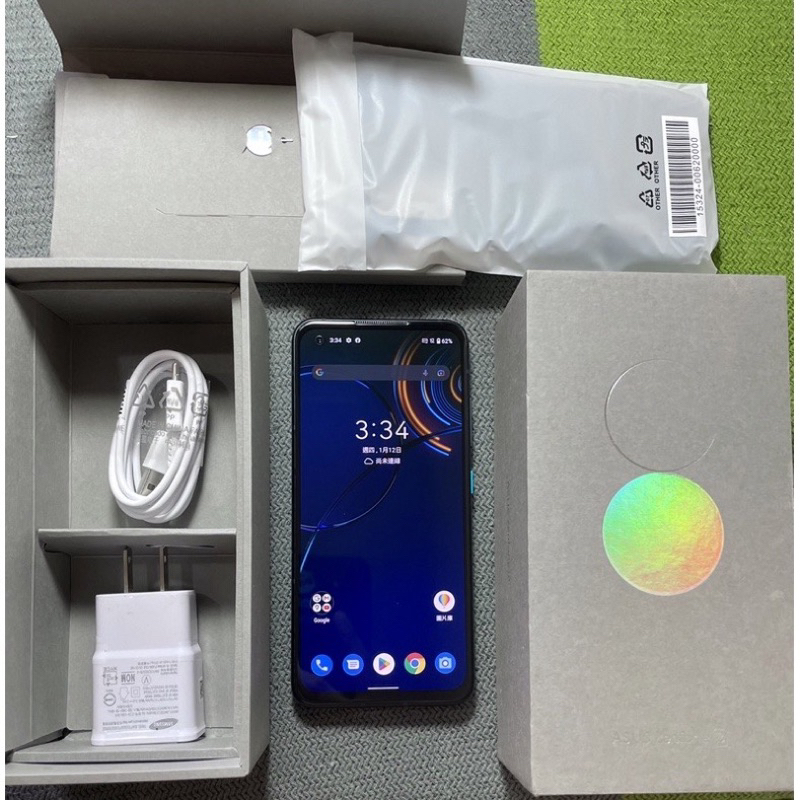 ASUS Zenfone 8 5G 8G 128G 銀 ZS590KS I006D Zenfone8 華碩 螢幕有點刮傷